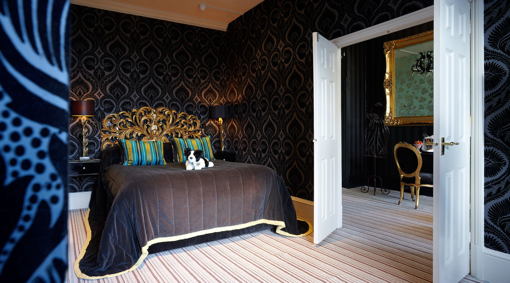 The Coed-Y-Mwstwr Hotel บริดจ์เอนด์ ภายนอก รูปภาพ