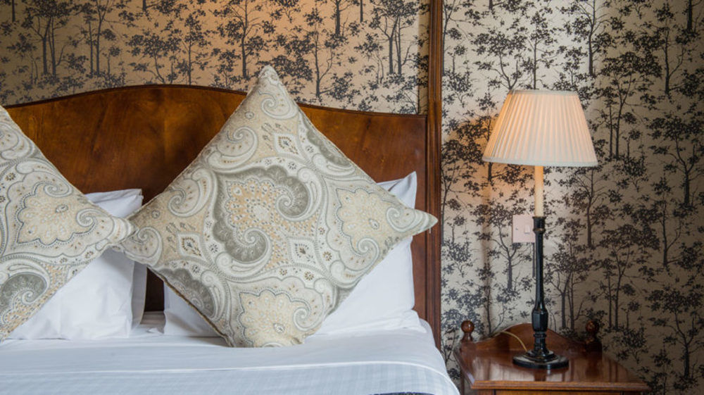 The Coed-Y-Mwstwr Hotel บริดจ์เอนด์ ภายนอก รูปภาพ